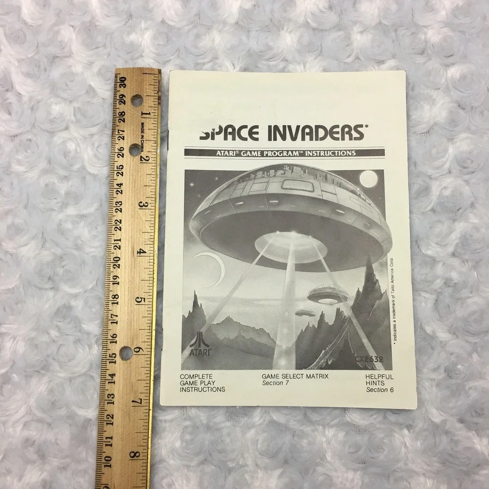 Vtg 1986 Atari Space Invaders 7 page Game Program Instruction Manual CX2632 ONLY